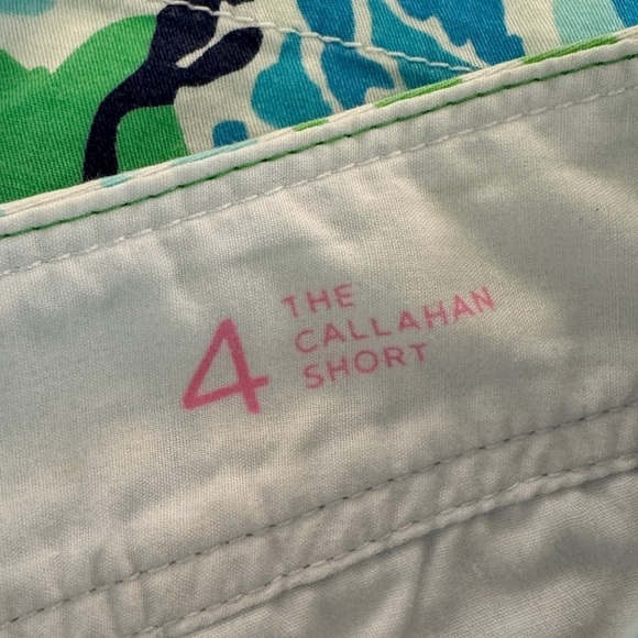 Lilly Pulitzer Callahan Shorts, Let's Cha Cha Blue & Green Pattern, Size 4 - Picture 5 of 7